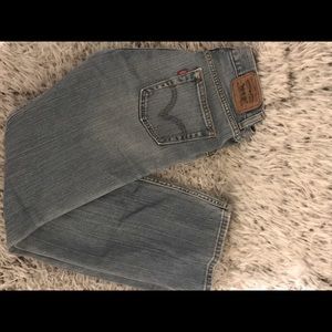Levi jeans